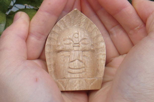 お地蔵様のお守り作り体験|Treasured Travel Moments The experience of making googluck charm of JIZO STATUE wood crving